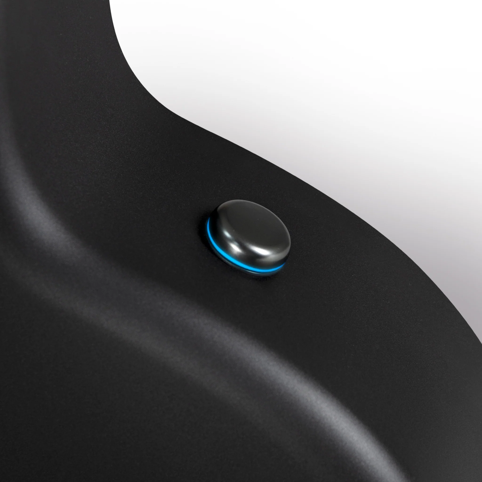 X3 Pro - Image 4